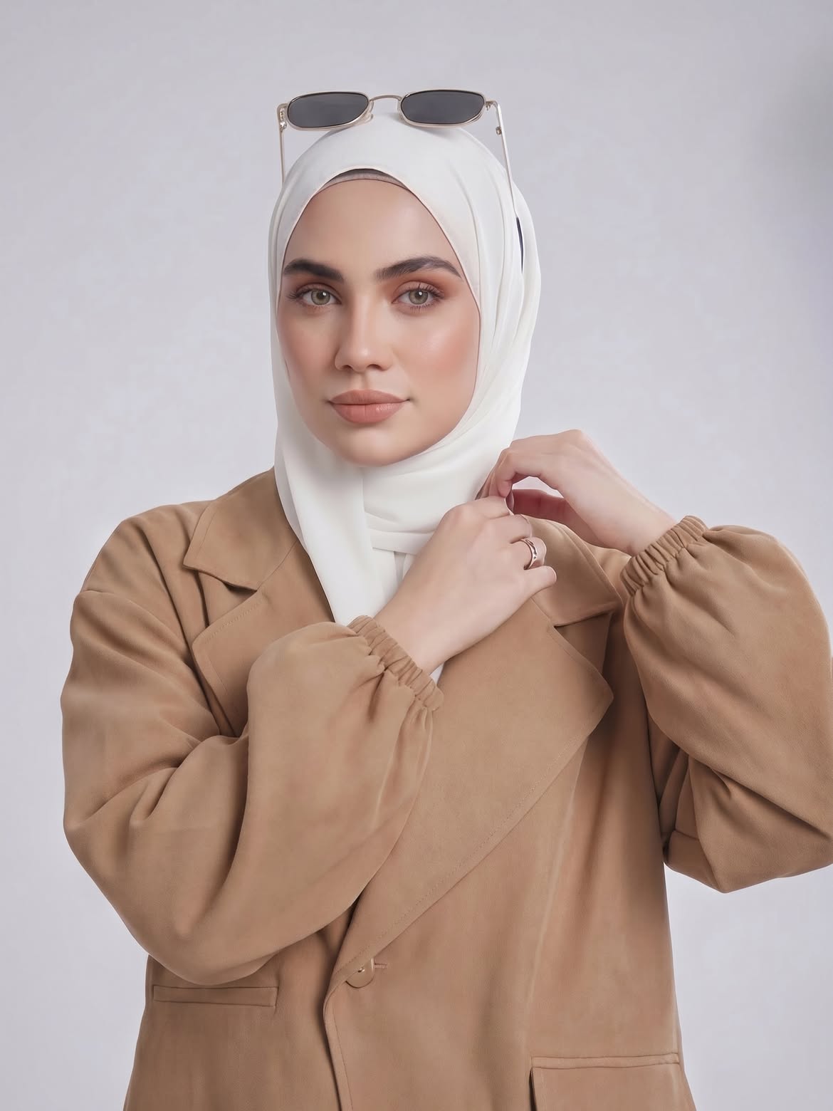 طقم "مودرن كلاسيك" (بيج)