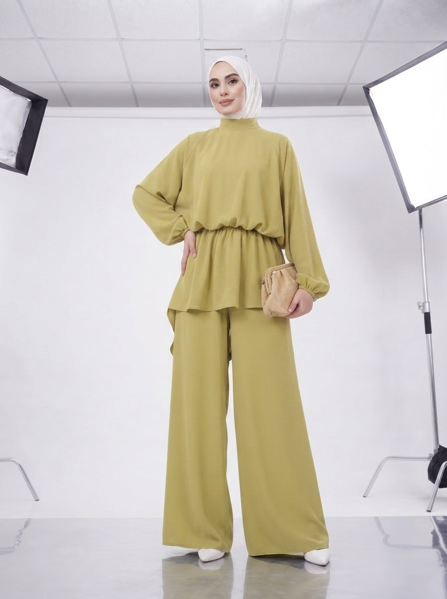 طقم الاناقة ( زيتي فاتح )