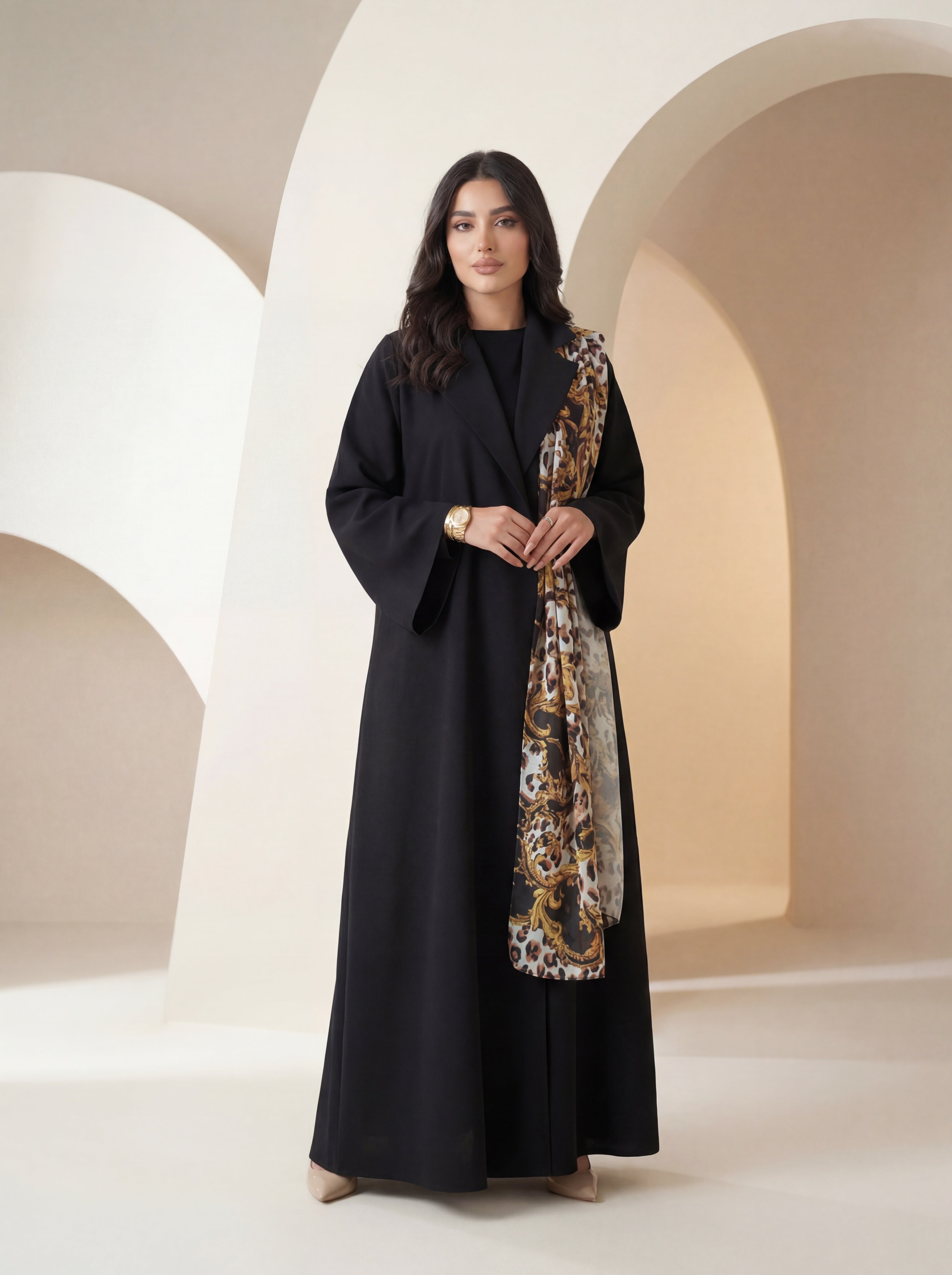 Black Luxe Abaya – Signature Contrast Detail