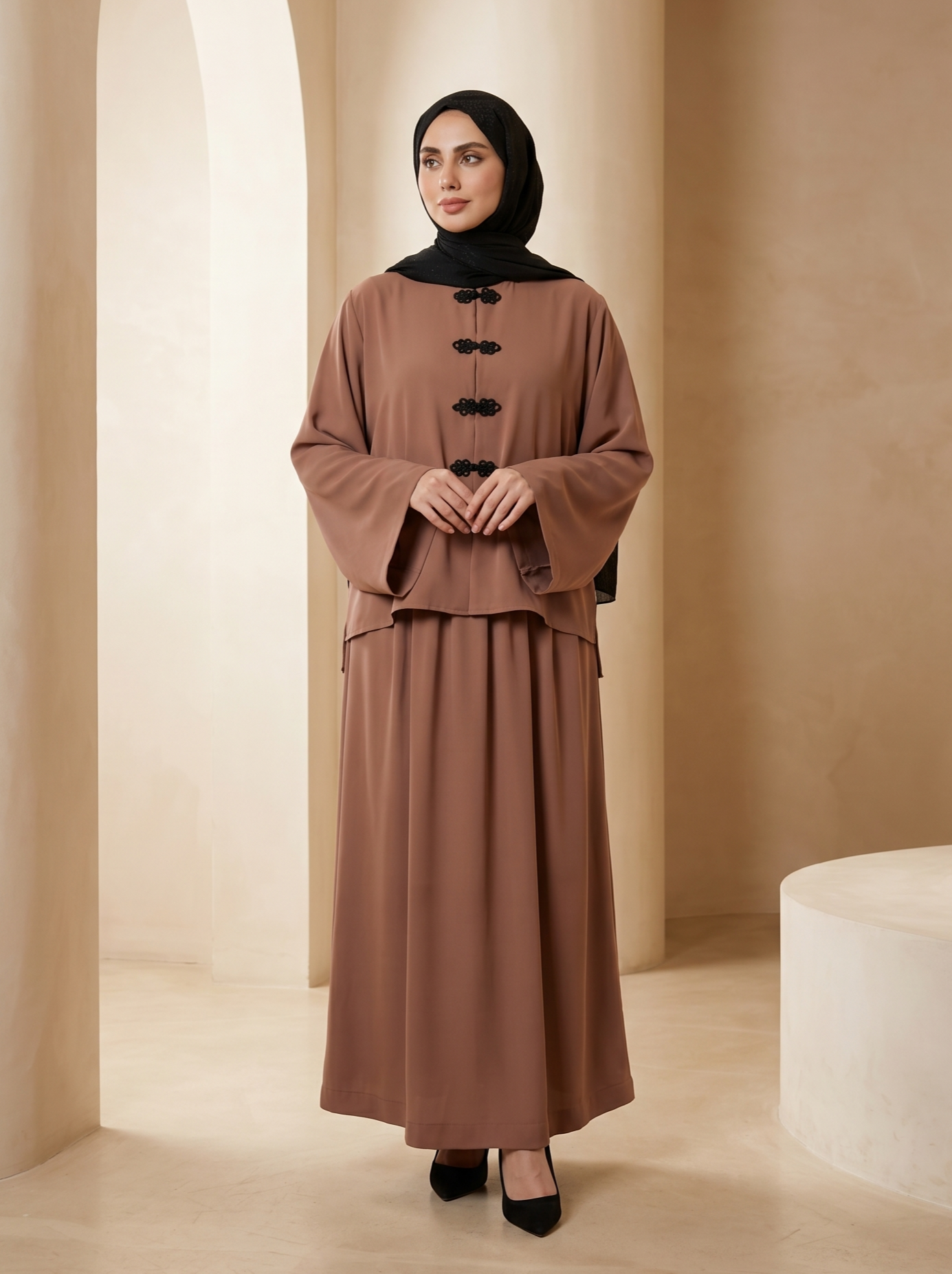 طقم السلطانة ( بيج غامق )