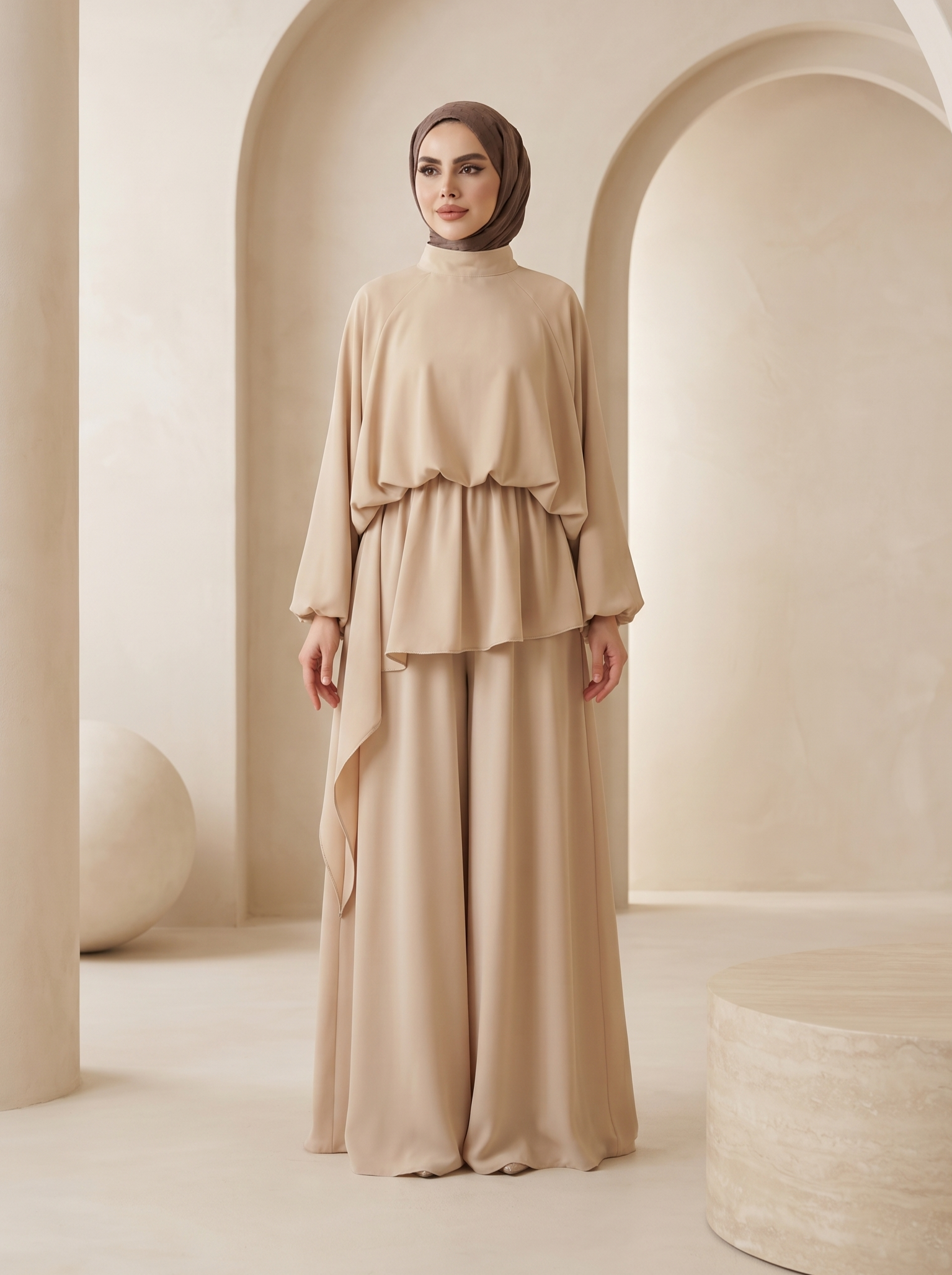 طقم الاناقة ( بيج )