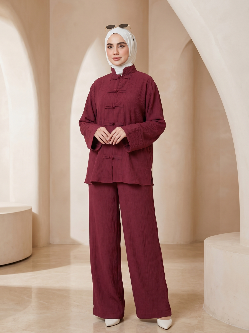 طقم كتان خمري مريح بلمسة شرقية