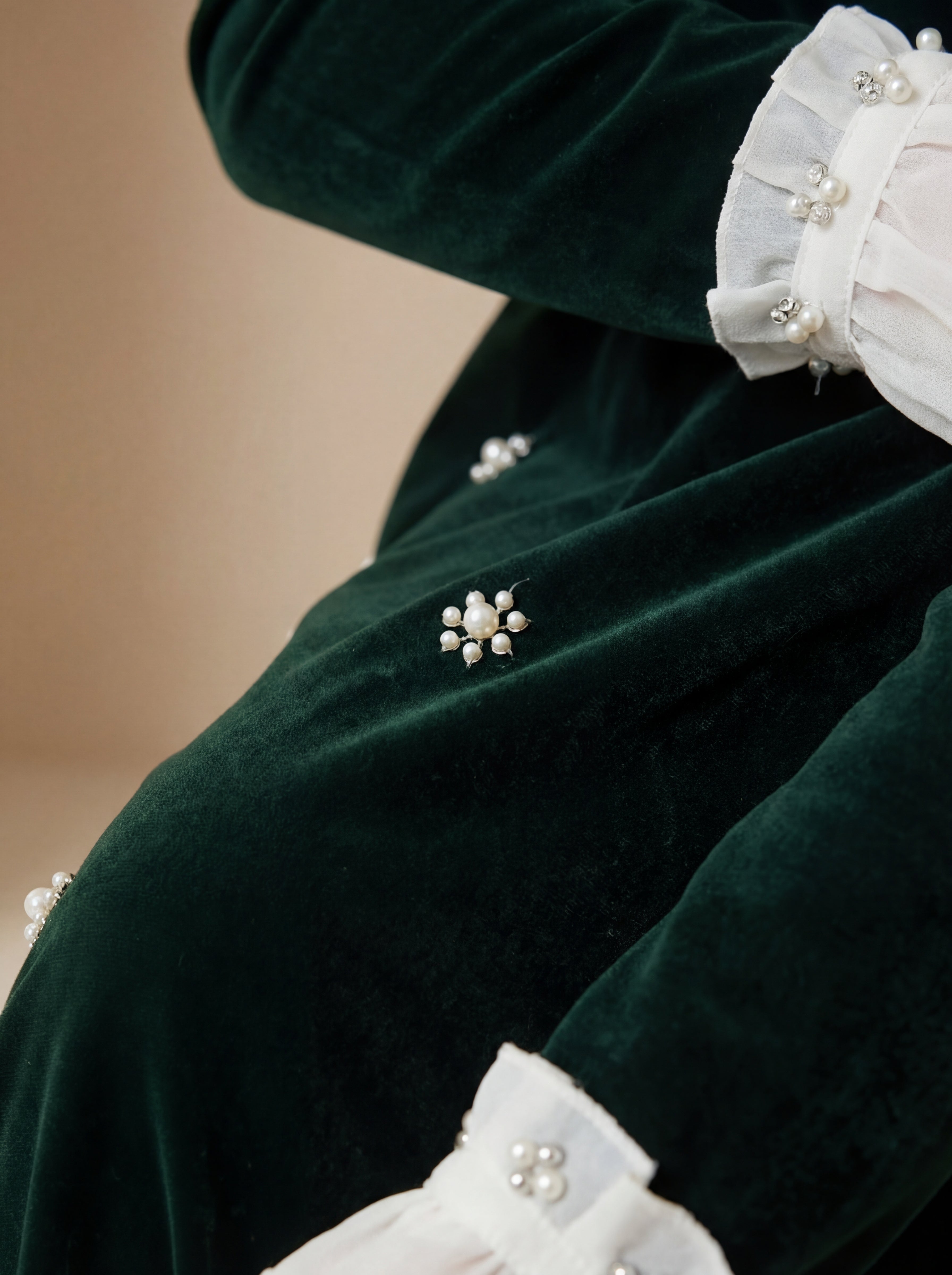 Emerald Charm Dress – Elegant Modest Design